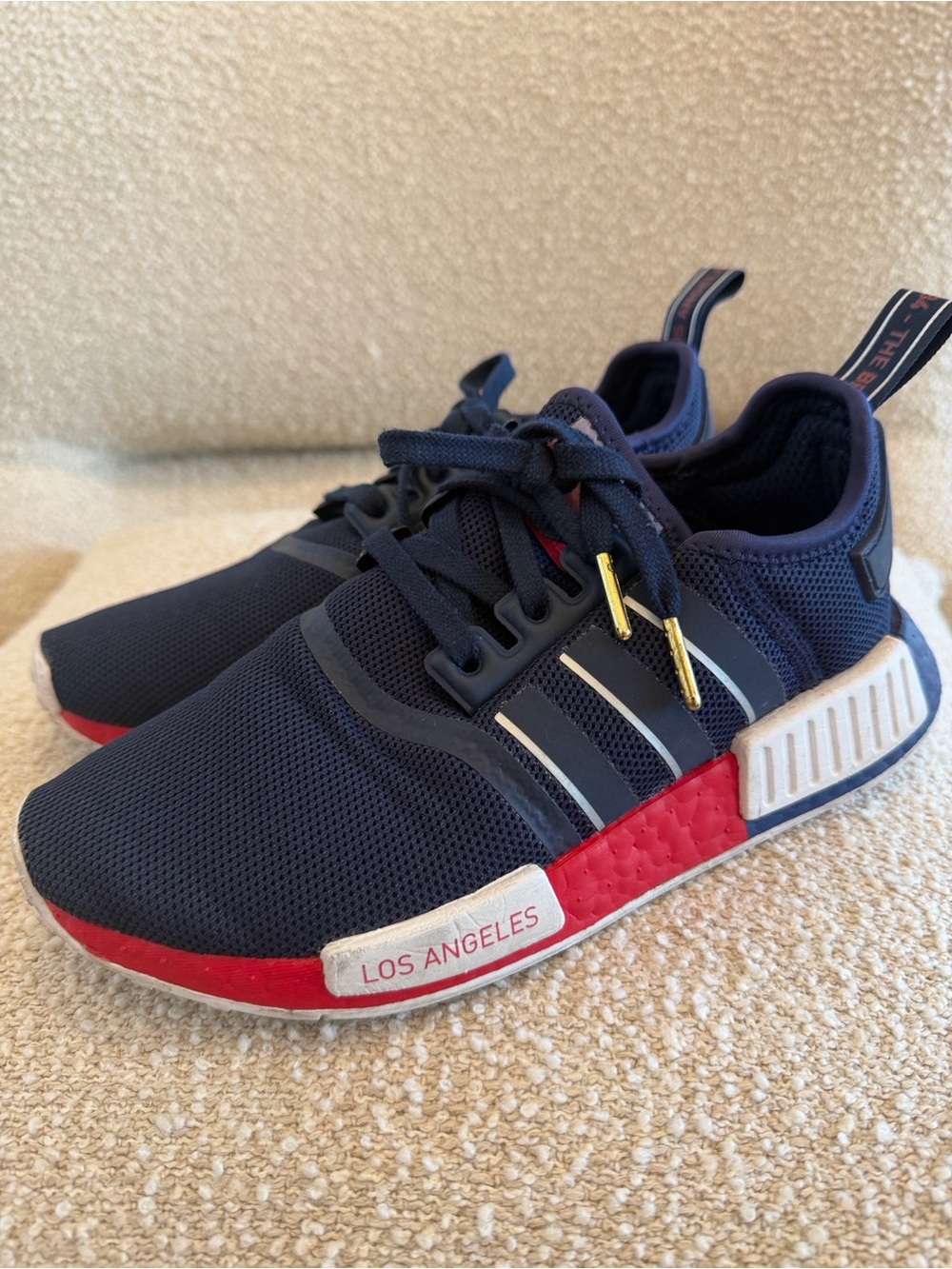 Adidas NMD_r1 United Sneakers Los Angeles- PreOwned-EUC-Size 6